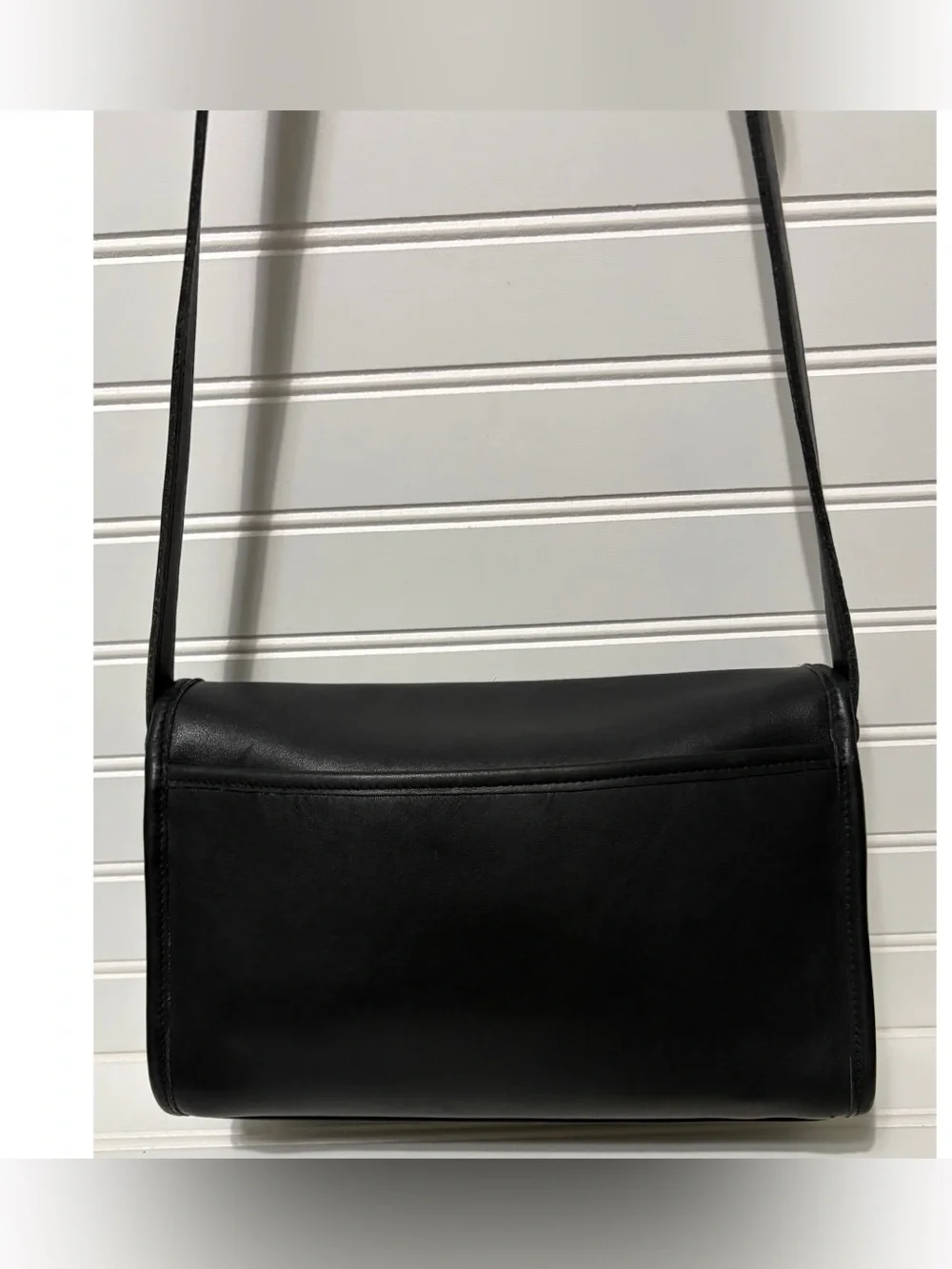 COACH Vintage Ridgefield Black Leather Flap Crossbody Shoulder Bag Purse 9812